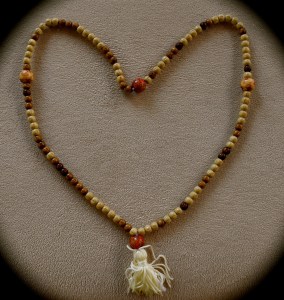 Mala hecho por mis manos 